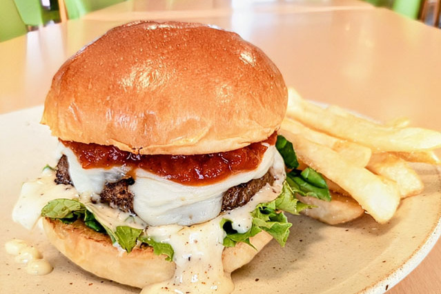 島チーズバーガー