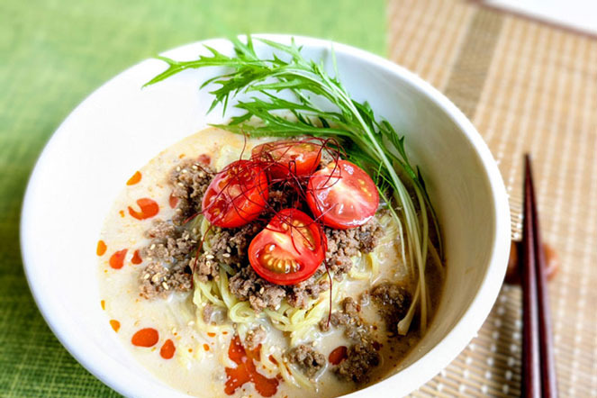淡路島牛乳と豆乳スープの冷製担々麺<br />
【期間限定】2026年6月1日～2026年9月末まで